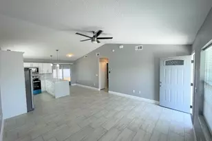 130 E 17th St, Saint Cloud, FL 34769 - Photo 8