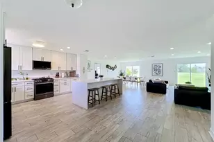 5501 Memorial Dr, Orlando, FL 32821 - Photo 14