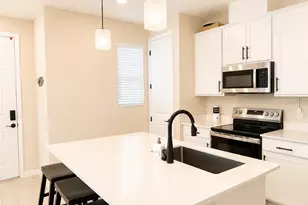 1502 Erin Breeze Ln, Kissimmee, FL 34744 - Photo 4