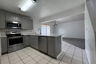 1809 Townhall Ln, Orlando, FL 32807 - Photo 6