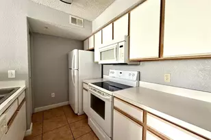 2210 Grand Cayman Ct, Kissimmee, FL 34741 - Photo 8