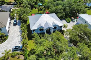 10110 Creekside Dr, Placida, FL 33946 - Photo 96