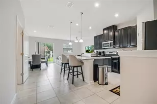 2724 Pleasant Cypress Cir, Kissimmee, FL 34741 - Photo 6