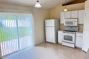 961 Derbyshire Dr, Kissimmee, FL 34758 - Photo 6