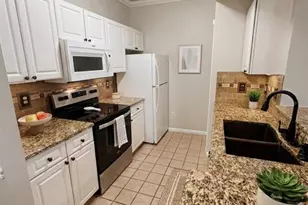 14226 Fredricksburg Dr, Orlando, FL 32837 - Photo 2