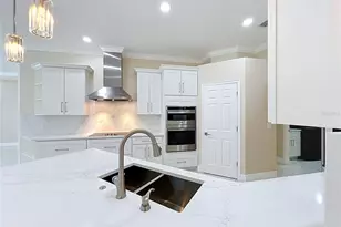 7426 Pointe Venezia Dr, Orlando, FL 32836 - Photo 8
