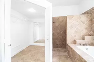2782 Picadilly Cir, Kissimmee, FL 34747 - Photo 14