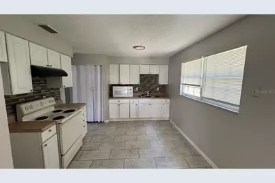 37321 Safari Drive, Dade City, FL 33523 - Photo 6