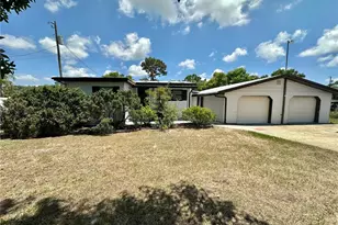 9702 Andy Dr, Hudson, FL 34669 - Photo 2