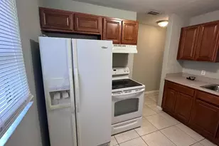 112 Dr Martin Luther King Jr Ave, Wildwood, FL 34785 - Photo 2