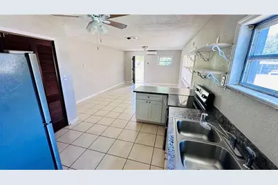1310 N Combee Road #7, Lakeland, FL 33801 - Photo 4