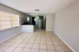 1310 N Combee Rd, Lakeland, FL 33801 - Photo 4