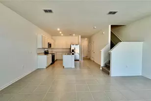 319 Sol Vis Dr, Dundee, FL 33838 - Photo 4