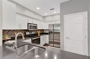 3039 Ashland Ln S, Kissimmee, FL 34741 - Photo 8
