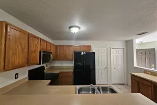 752 Cresting Oak Cir, Orlando, FL 32824 - Photo 6