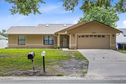 1369 Wood Lake Circle, Saint Cloud, FL 34772 - Photo 2