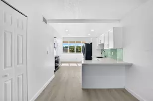 5095 Bay St NE, Saint Petersburg, FL 33703 - Photo 8