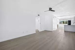 5095 Bay St NE, Saint Petersburg, FL 33703 - Photo 6