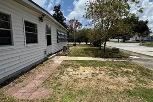 1404 Emmett St, Kissimmee, FL 34741 - Photo 6