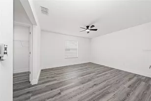 518 San Pedro Dr, The Villages, FL 32159 - Photo 14