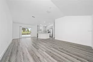 518 San Pedro Dr, The Villages, FL 32159 - Photo 8