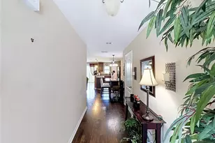 6420 Windsor Lake Cir, Sanford, FL 32773 - Photo 4