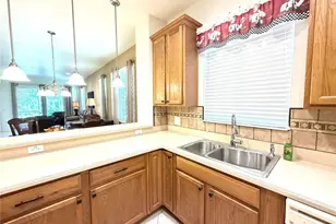 2316 Palm Tree Dr, Kissimmee, FL 34759 - Photo 12