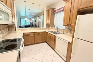 2316 Palm Tree Dr, Kissimmee, FL 34759 - Photo 10