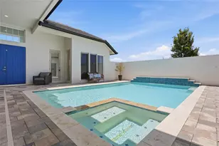 2562 Heritage Green Ave, Davenport, FL 33837 - Photo 2