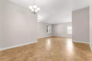 1317 Gleneagles Ln, Davenport, FL 33896 - Photo 8