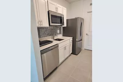 3060 Armstrong Avenue #B, Clermont, FL 34714 - Photo 2