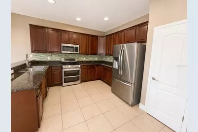 2807 Via Largo Court, Kissimmee, FL 34744 - Photo 4