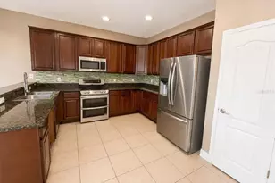 2807 Via Largo Ct, Kissimmee, FL 34744 - Photo 4