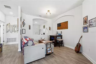 8954 Fluffy Lie Ct, Davenport, FL 33896 - Photo 4