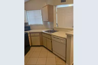 1972 Lake Atriums Circle #187, Orlando, FL 32839 - Photo 2