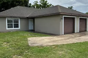752 E Broome St, Clermont, FL 34711 - Photo 1