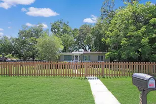 2541 S Palmetto Ave, Sanford, FL 32773 - Photo 2