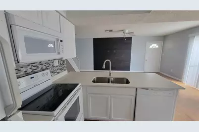 4410 Shadow Crest Place #41-2, Orlando, FL 32811 - Photo 4