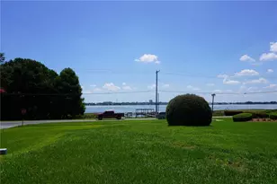 333 Lake Howard Dr NW, Winter Haven, FL 33880 - Photo 34