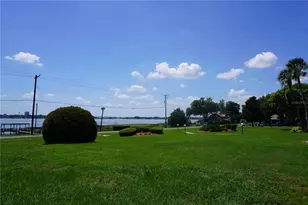 333 Lake Howard Dr NW, Winter Haven, FL 33880 - Photo 36