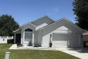2916 Canoe Cir, Saint Cloud, FL 34772 - Photo 2