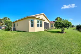 624 Grand Canal Dr, Kissimmee, FL 34759 - Photo 30
