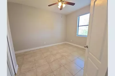5201 Sunset Canyon Drive, Kissimmee, FL 34758 - Photo 22