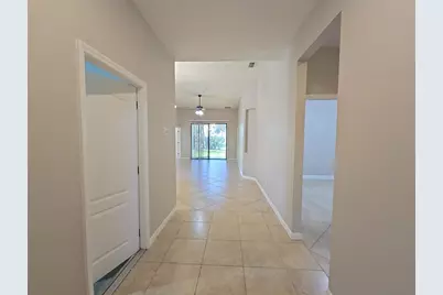 5201 Sunset Canyon Drive, Kissimmee, FL 34758 - Photo 2