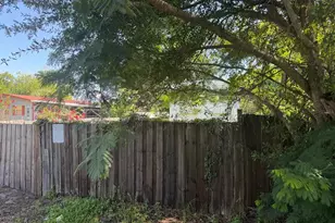 375 Trailer Ln, Kissimmee, FL 34741 - Photo 8