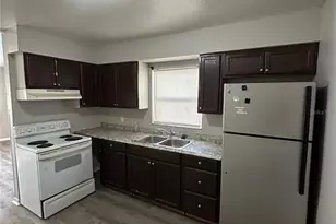 1484 32nd St NW, Winter Haven, FL 33881 - Photo 2