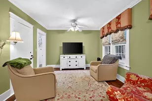 150 S Clayton St, Mount Dora, FL 32757 - Photo 8