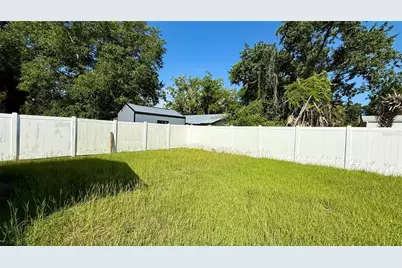 205 Mill Street, Wildwood, FL 34785 - Photo 12