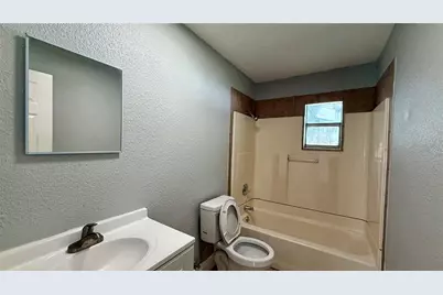 205 Mill Street, Wildwood, FL 34785 - Photo 8