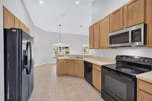 2264 Viehman Tr, Kissimmee, FL 34746 - Photo 12